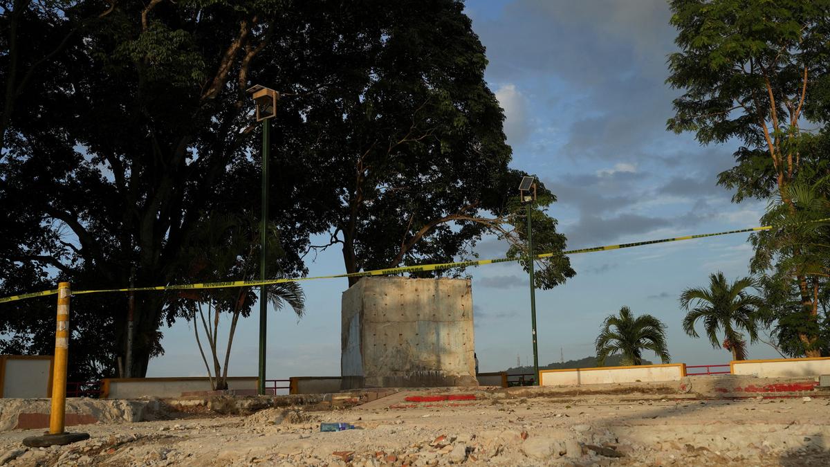 Beijing condemns demolition of monument honouring Chinese community in Panama
