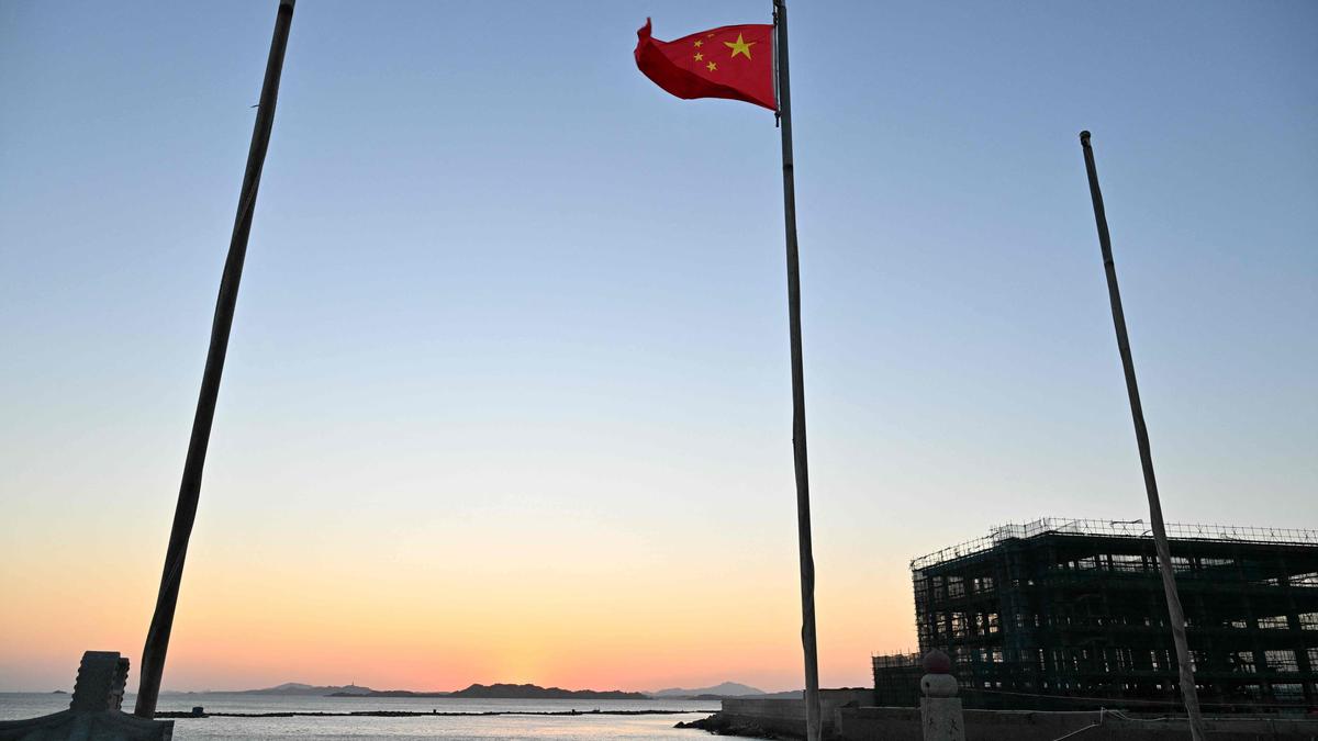 China’s live fire drills around Taiwan resume for a second day, aimed at warning ‘external forces’