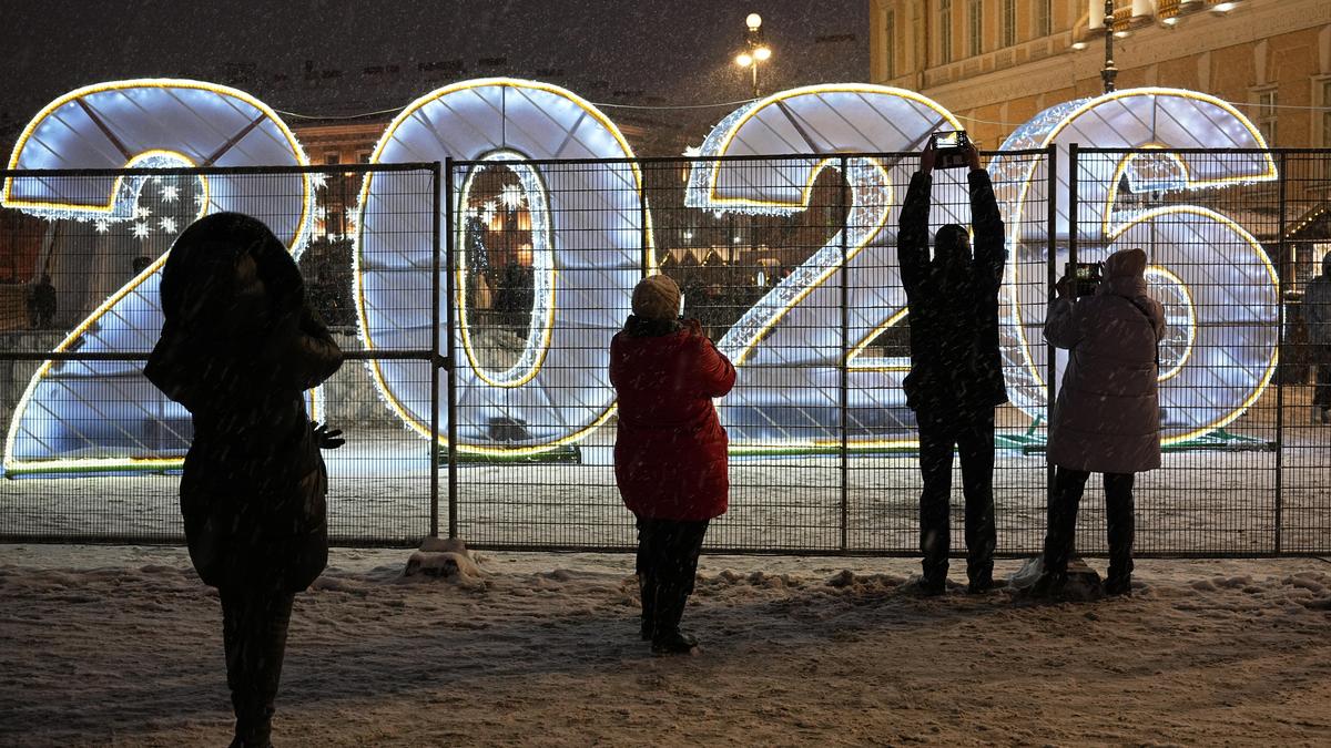 New Year’s Eve LIVE: Celebrations begin as Kiribati rings in 2026