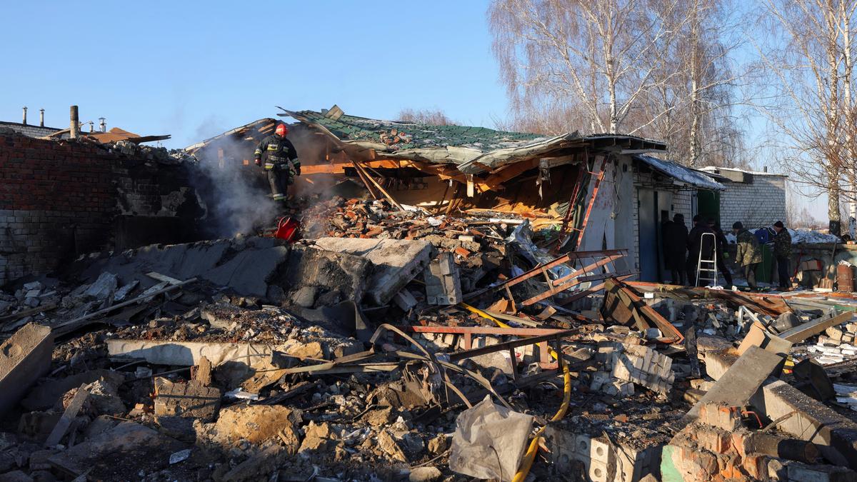 Progress for Ukraine talks in Paris uncertain with U.S. focus shifting to Venezuela