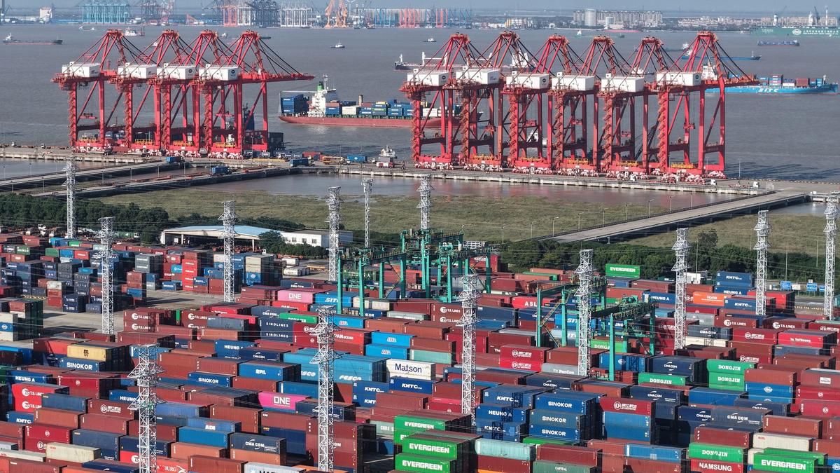 China’s trade surplus hits record .2 trillion amid rising exports