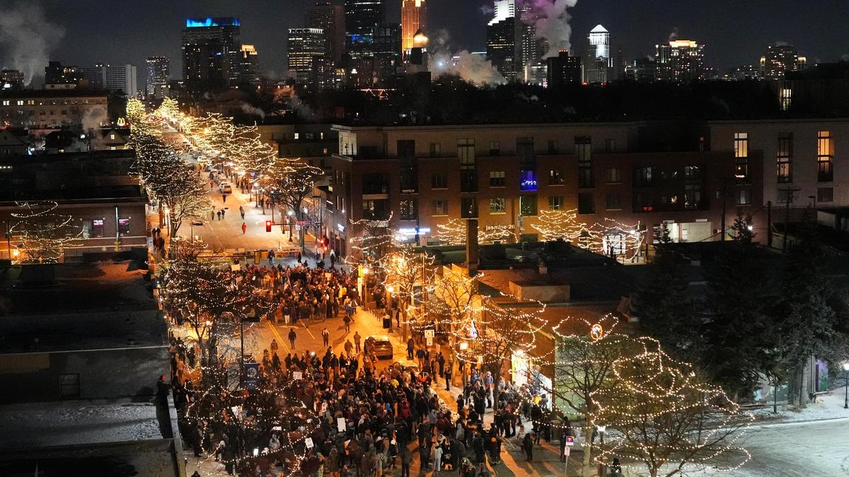 Republican calls grow for deeper investigation into fatal Minneapolis shooting