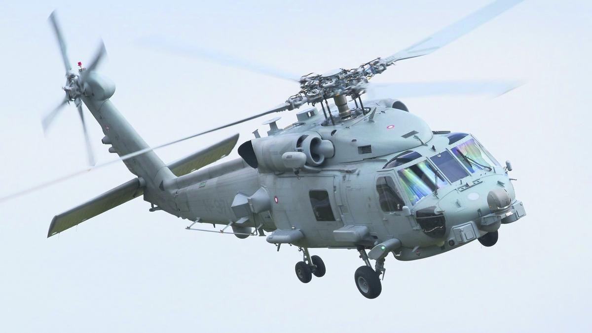 US-Greenland: Danish military evacuates U.S. submariner who needed urgent medical care off Greenland