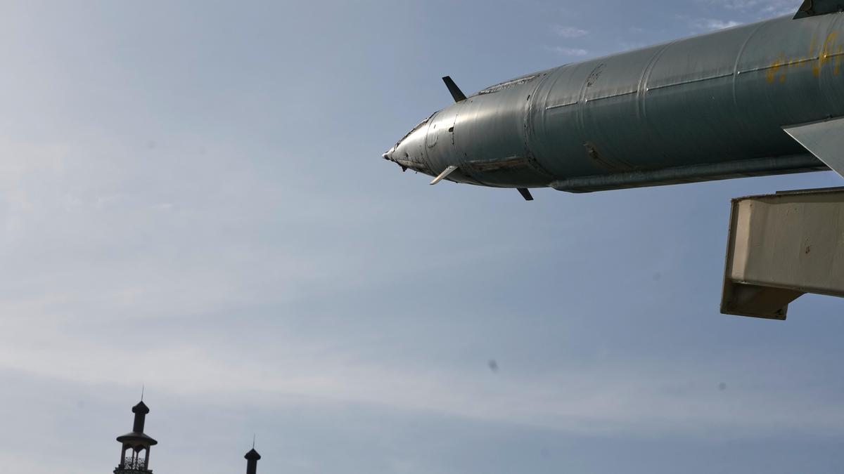 Strikes hit Iran, Tehran targets Israel and Gulf states amid mixed signals over talks to end war