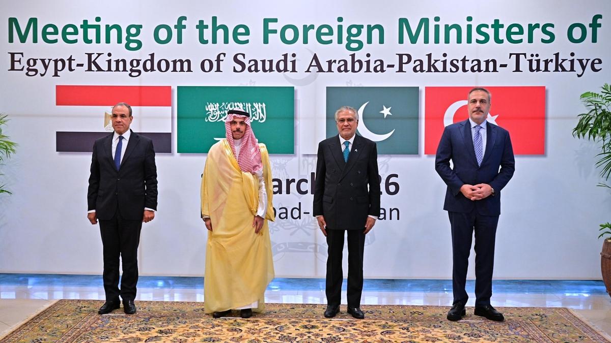 Pakistan will be honoured to facilitate talks between U.S. and Iran: Foreign Minister Ishaq Dar