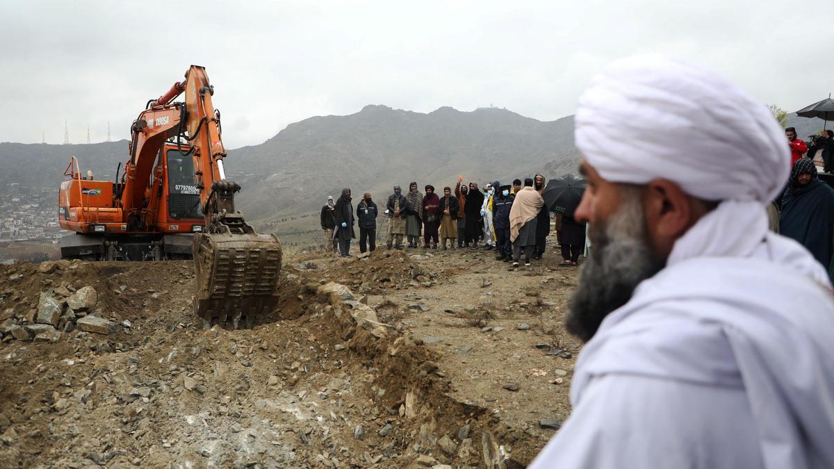 Pakistan, Afghan Taliban resume talks in China as Beijing seeks ceasefire