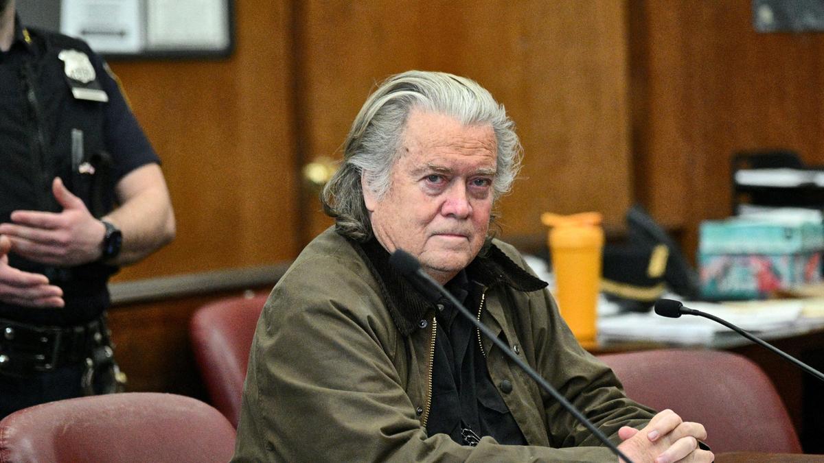 Steve Bannon wins Supreme Court order likely to lead to dismissal of contempt of Congress conviction