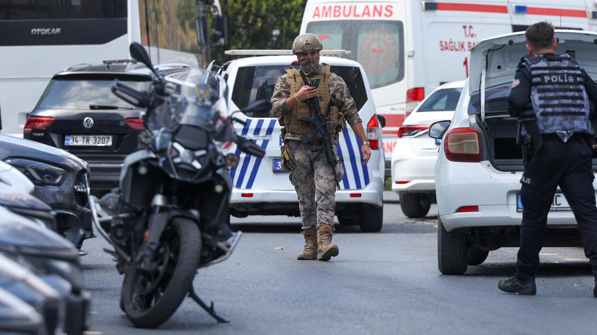 Gunmen attack building housing Israeli Consulate in Istanbul